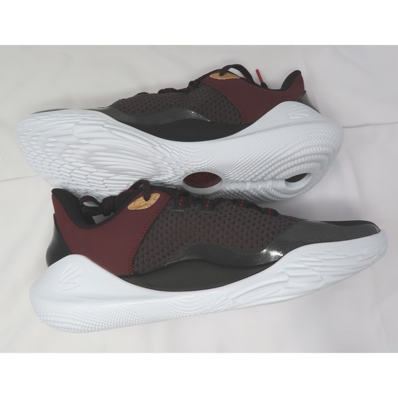 Under Armour Curry 11 DC Mens 10 NIB‎ Basketball Shoes Black Red Box 3026616-001 main image 15